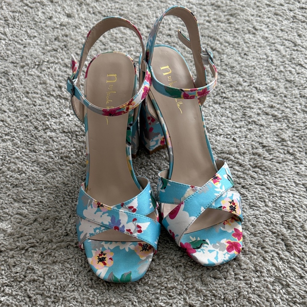 Nicole Miller “Barbara” Floral Print Sandals in Blue and Pink, like new
